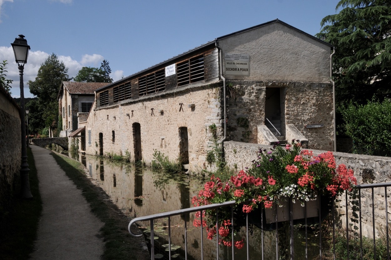 パリ郊外シュブルーズ』油彩画 フランスの小さな街さんぽ1 パリ近郊の緑