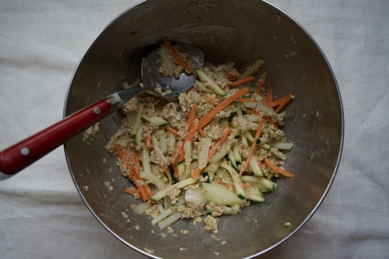 オートミールの野菜ガレット調理中