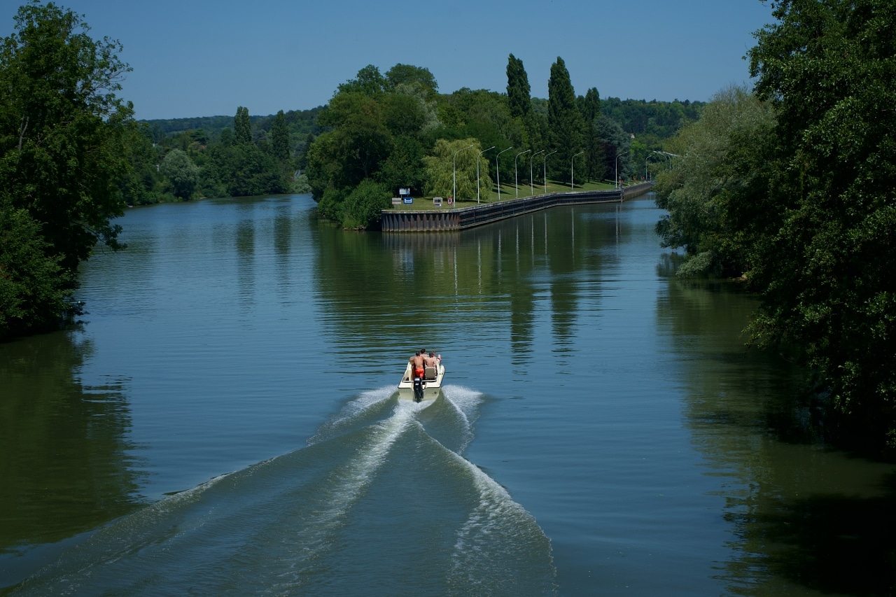 フランスの小さな街さんぽ22 イル＝ド＝フランスの保養地